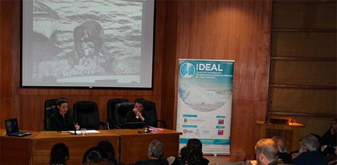 En Valdivia se presentó libro de relatos de pescadores del sur de Chile