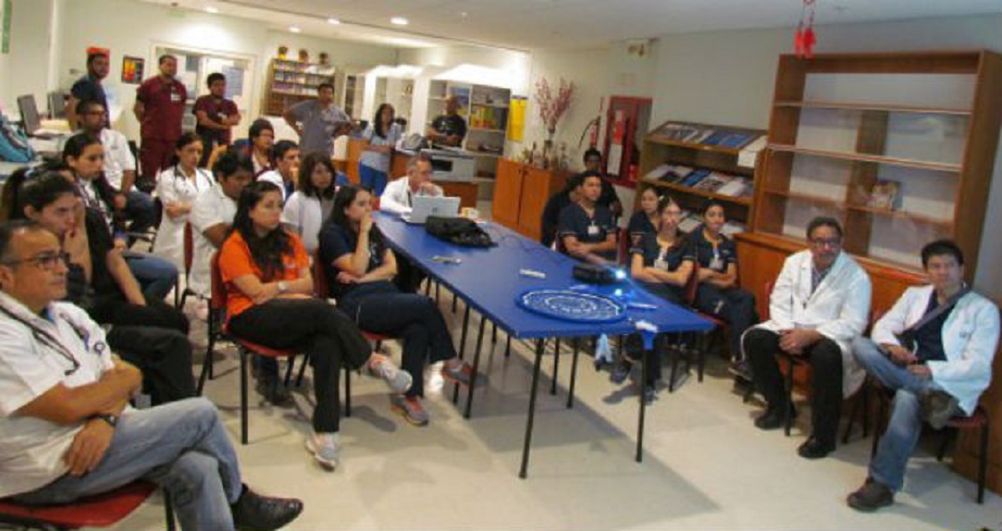 SALUD / Capacitan a personal de urgencia de Arica en detección de dengue, fiebre amarilla, Virus Zika y Chikungunya