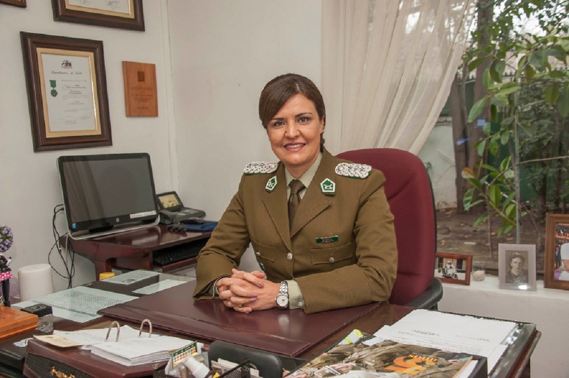 General Pamela Olivares Peña, primera mujer del escalafón Orden y Seguridad en integrar el Alto Mando de Carabineros.