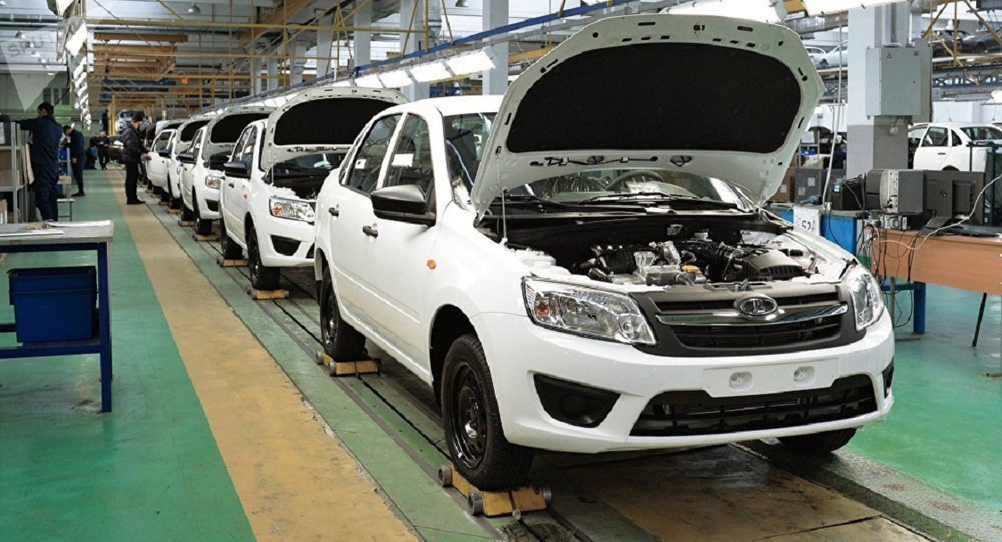NEGOCIOS / LADA VUELVE A CONQUISTAR LAS CARRETERAS DE CHILE