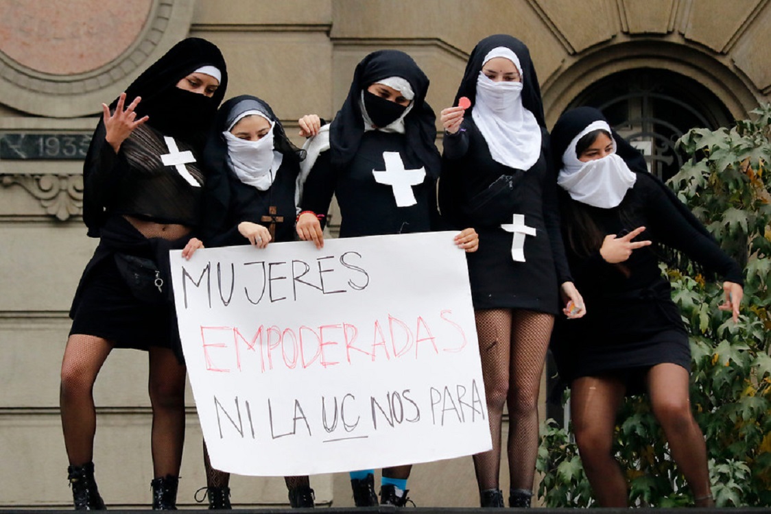 MILES DE JÓVENES SE MANIFESTARON POR UNA EDUCACIÓN NO SEXISTA Y EL FIN A LA VIOLENCIA DE GÉNERO