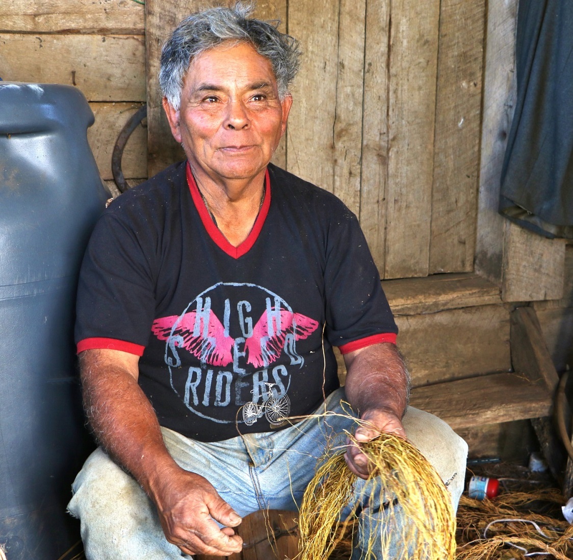 CULTURA / sentida despedida a Clodomiro marilicán Lindsay quien fuera reconocido tesoro humano vivo por sus conocimientos ancestrales y destrezas en la artesanía en quilineja