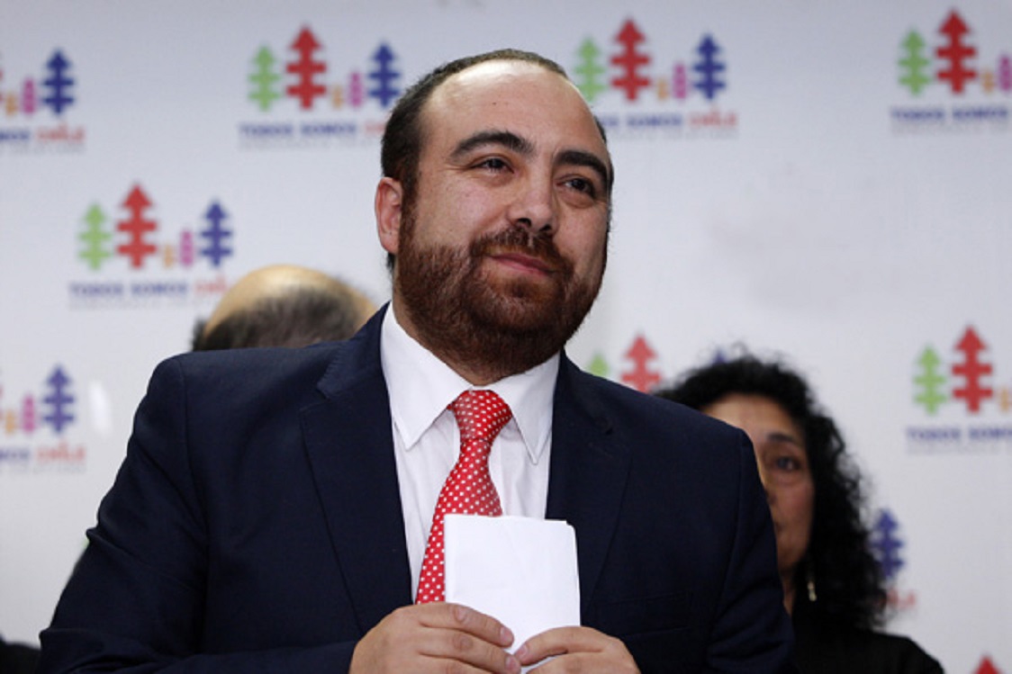 POLÍTICA / El Ex Diputado DC Fuad Chahín Propone Comité Estratégico Para Evitar Éxodo De Militantes
