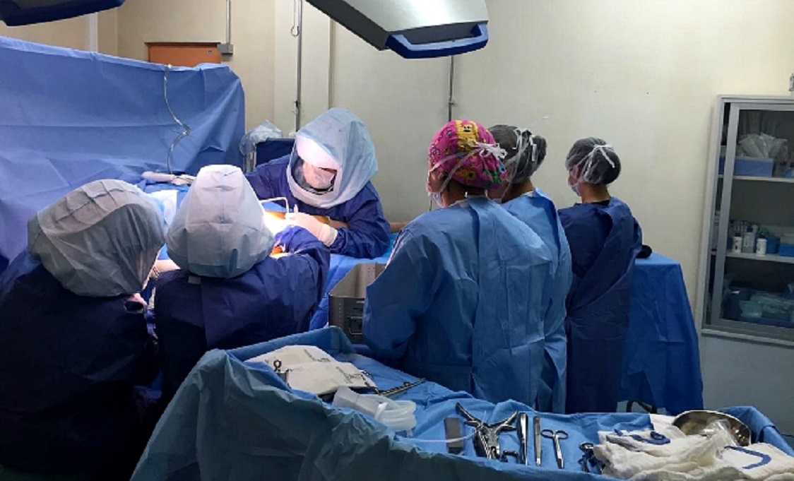  SALUD / Hospital de Angol realizó las primeras cirugías de artroplastía total de cadera