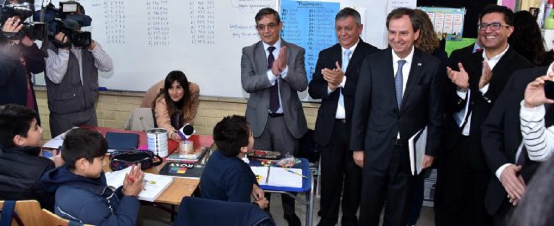RESULTADOS SIMCE REVELAN POCOS AVANCES EN LA ÚLTIMA DÉCADA Y GRANDES DESAFÍOS EN EDUCACIÓN BÁSICA Y MEDIA