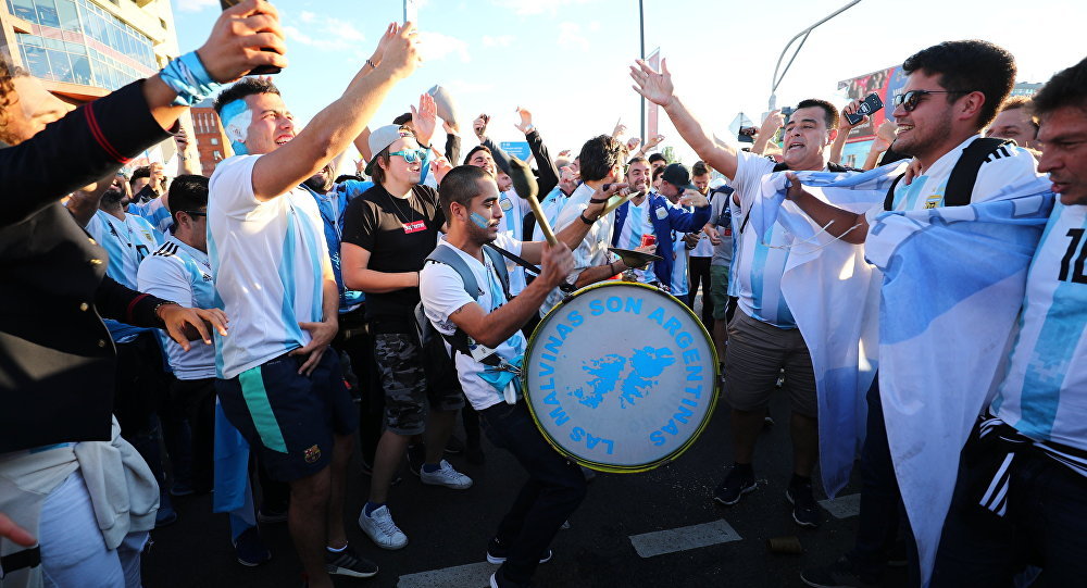 DEPORTE / EL EMBAJADOR DE ARGENTINA EN RUSIA RICARDO LAGORIO COMUNICA QUE CERCA DE 20 MIL HINCHAS DE ARGENTINA ASISTIRAN AL PARTIDO DE SU EQUIPO EN SAN PETERSBURGO