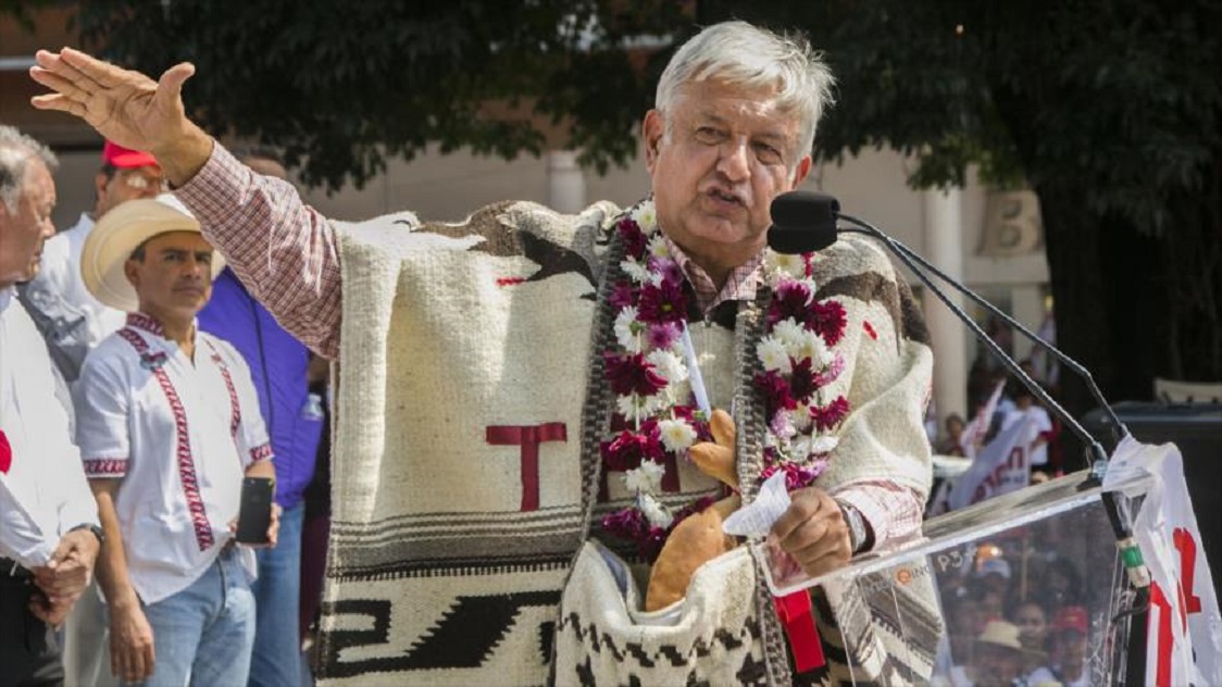 CANDIDATO PRESIDENCIAL LÓPEZ OBRADOR ENCABEZA ÚLTIMAS ENCUESTAS EN MÉXICO