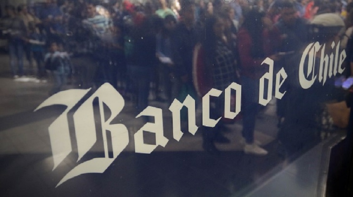 NEGOCIOS / ATAQUE INFORMÁTICO A BANCO DE CHILE PERMITIÓ EL ROBO DE US$ 10 MILLONES