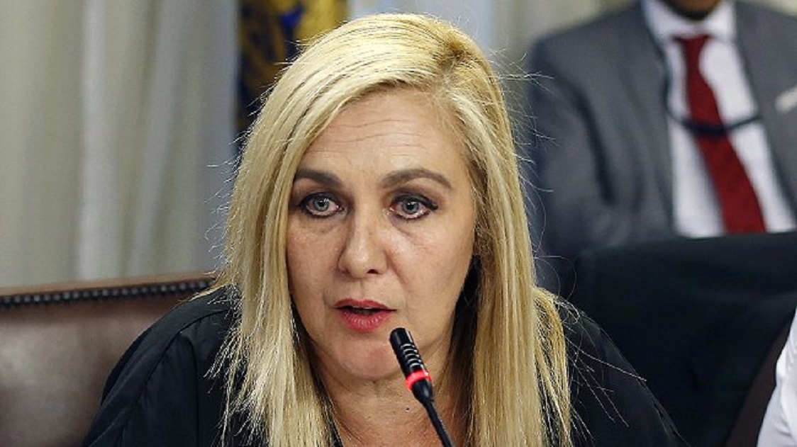 POLÍTICA / DIPUTADOS: COMISIÓN DE FAMILIA APROBÓ INDICACIÓN QUE ABRE LA OPCIÓN A LA ADOPCIÓN HOMOPARENTAL