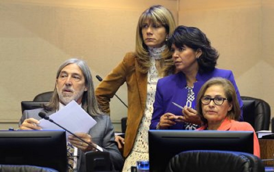 QUIEREN REVOCAR NACIONALIDAD POR GRACIA OTORGADA AL CARDENAL RICARDO EZZATI
