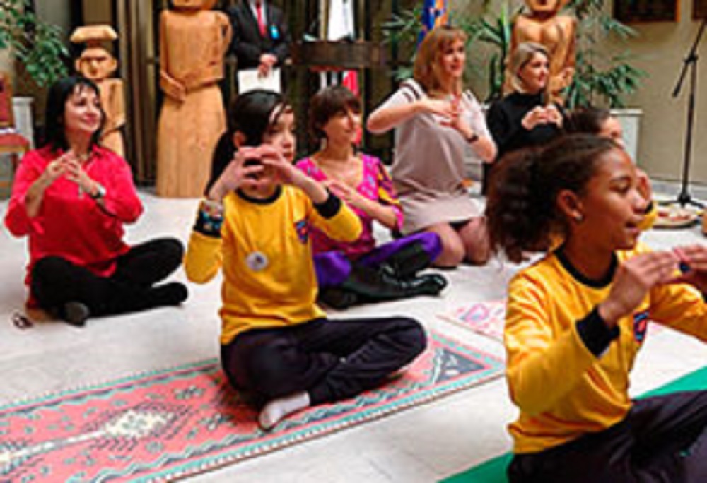 SALUD / CÁMARA DE DIPUTADOS CELEBRÓ EL DÍA INTERNACIONAL DEL YOGA