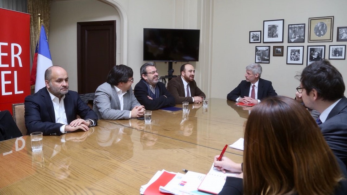 POLÍTICA / DIRECTIVA ELECTA (DC) SE REUNIÓ CON DIRECTOR NACIONAL DEL SERVEL