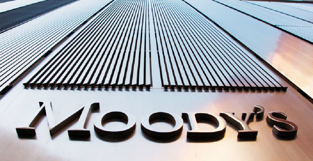NEGOCIOS / AGENCIA MOODY´S REBAJA NOTA CREDITICIA DE CHILE