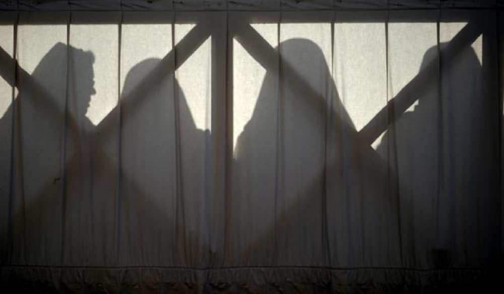 MONJAS DENUNCIAN ABUSOS DE SACERDOTES Y OBISPOS