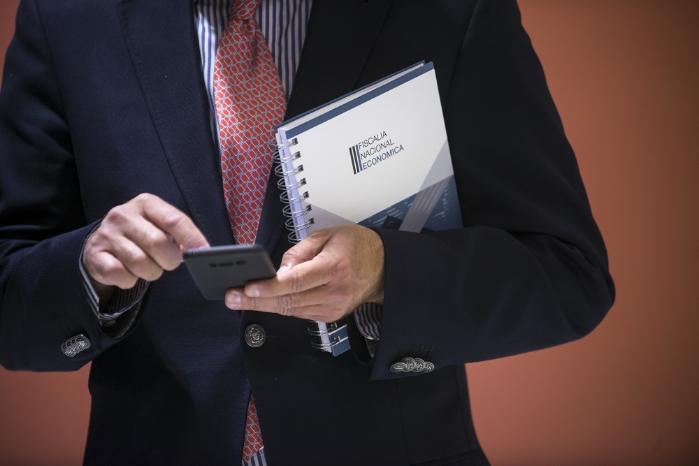 PROFESIONALES DE LA FISCALÍA NACIONAL ECONÓMICA (FNE) REALIZARÁN ESPECIALIZACIÓN EN PRESTIGIOSAS UNIVERSIDADES DE EUROPA Y ESTADOS UNIDOS