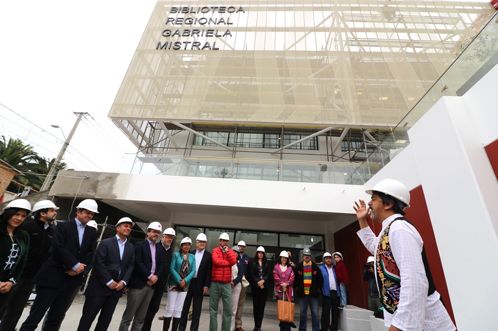 CULTURA / SE INAUGURA NUEVO PUNTO DE ACCESO REMOTO EN LA BIBLIOTECA REGIONAL GABRIELA MISTRAL DE LA SERENA