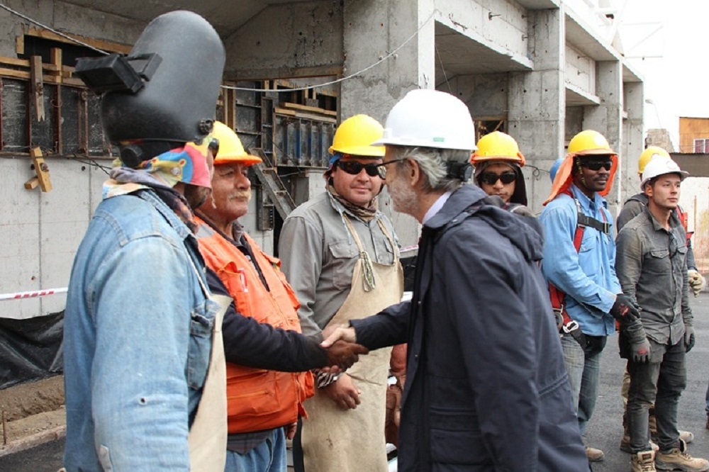DEPORTE / MINISTRO FONTAINE VISITÓ OBRAS DE COMPLEJO DEPORTIVO ESCOLAR CORVALLIS EN ANTOFAGASTA