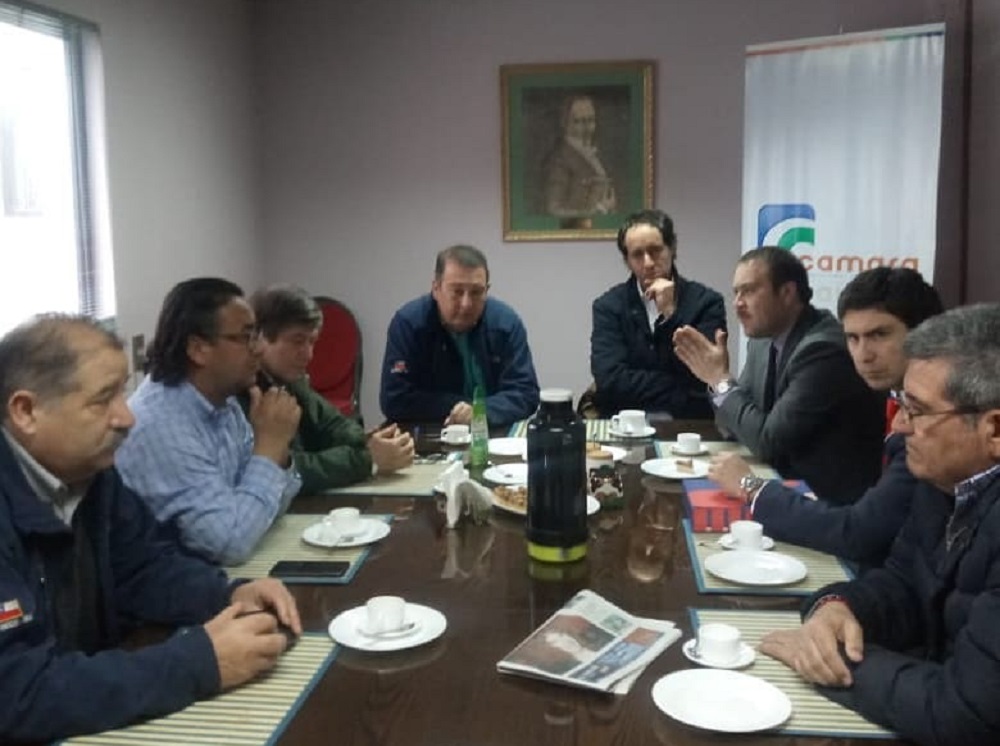 NEGOCIOS / AUTORIDADES PRESENTARON A LA CÁMARA DE COMERCIO ESTADO DE AVANCE DE PROYECTOS EMBLEMÁTICOS PARA EL BIOBÍO