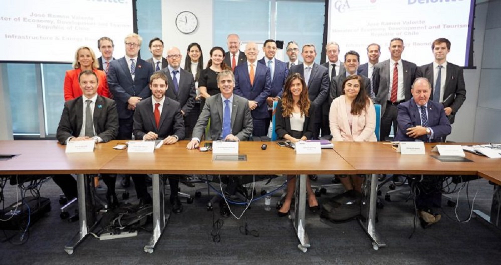 NEGOCIOS / DELEGACIÓN DEL MINISTERIO DE ECONOMÍA SE REÚNE CON COMPAÑÍAS CANADIENSES PARA POTENCIAR INVERSIONES EN CHILE