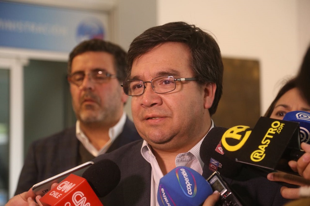 DEMOCRACIA CRISTIANA TRAS EL FALLO DEL TC QUE NO SUSPENDIÓ LA CAUSA DEL CASO FRI: «CHILE ESTÁ EN CONDICIONES DE CONOCER LO QUE SUCEDIÓ CON EL PRESIDENTE FREI