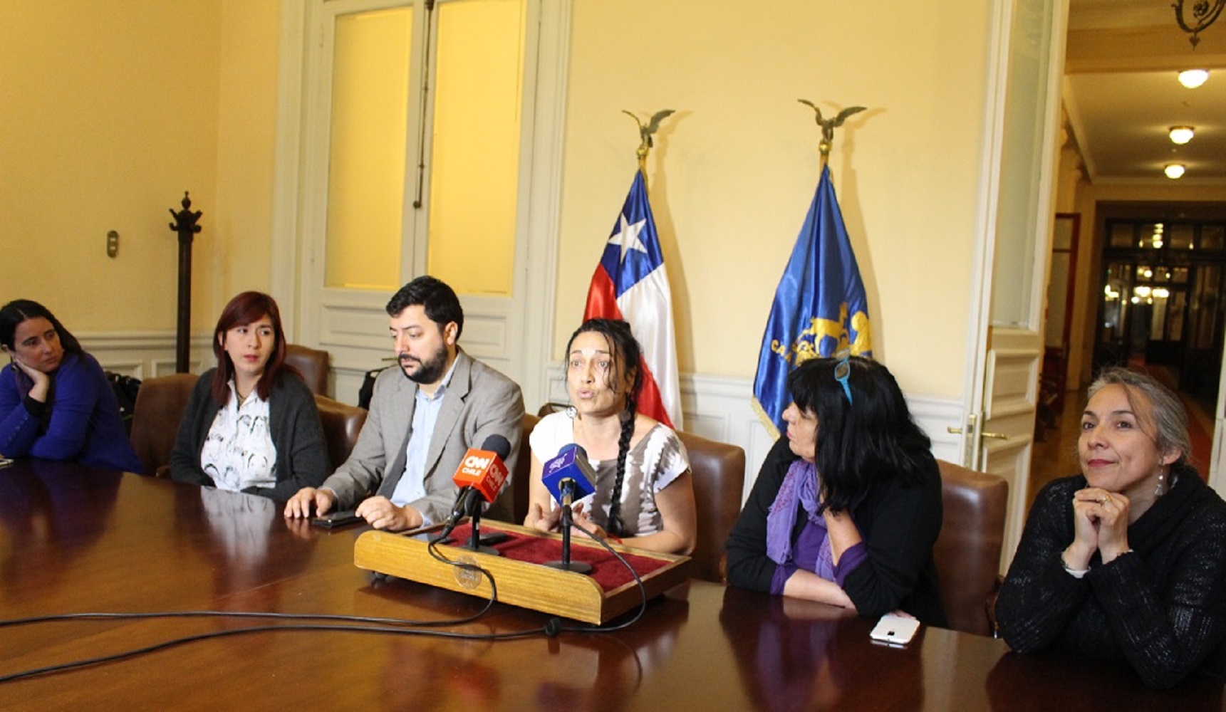 ACTORES SOCIALES CRITICAN QUE CHILE ABANDONE SU PROPIO ACUERDO