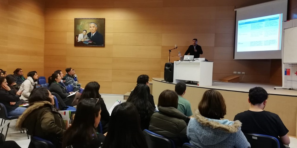 SALUD / HOSPITAL DE LAUTARO REALIZÓ SEMINARIO «TRASTORNO ESPECTRO AUTISTA»