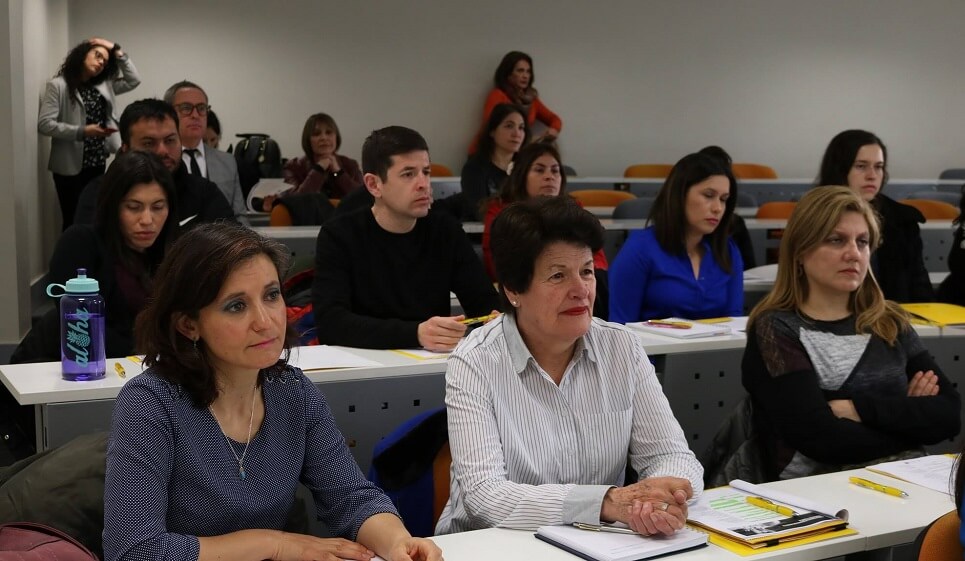 SALUD / ARAUCANÍA SUR Y UNIVERSIDAD MAYOR REALIZAN CURSO DE BIOÉTICA PARA FUNCIONARIOS DE LA SALUD