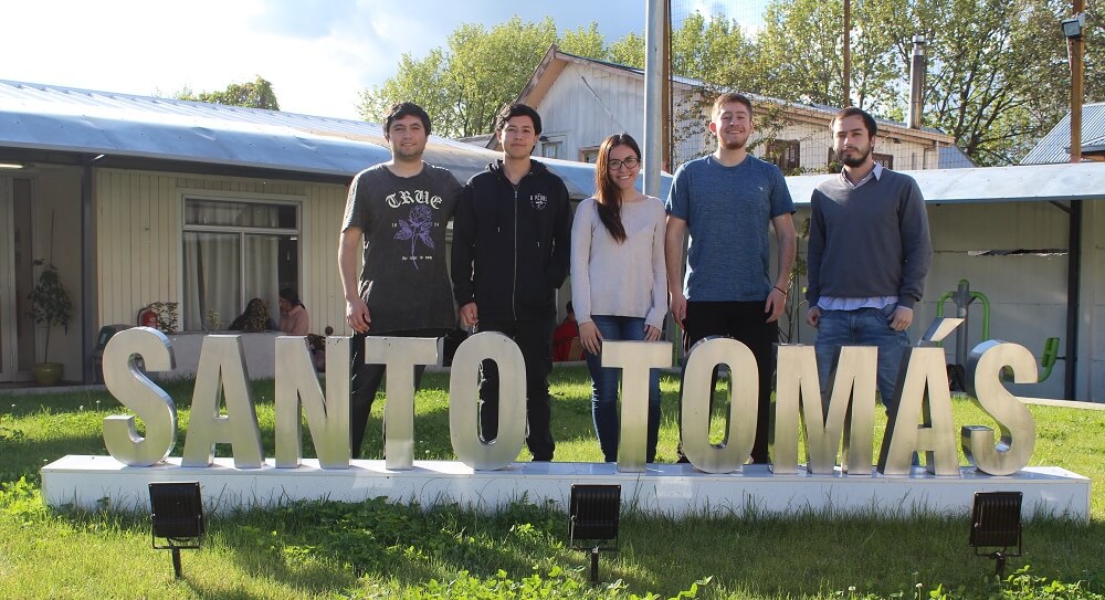 TRAS CLASIFICAR SEGUNDOS A NIVEL NACIONAL ALUMNOS DE LA UNIVERSIDAD SANTO TOMÁS LOS ÁNGELES PARTICIPARÁN EN TORNEO INTERNACIONAL DE DEBATE