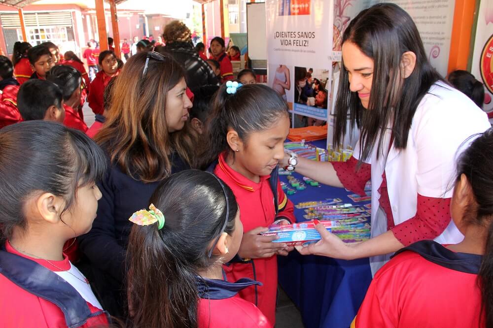 SALUD / SEREMI DE SALUD DE ARICA Y PARINACOTA LLEGÓ HASTA SOBRAYA PARA PROMOVER LA HIGIENE DENTAL EN ESCOLARES