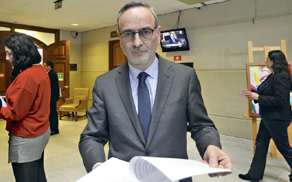 MINISTRO ALFREDO MORENO ARRIESGA GRAVE MULTA LUEGO DE NO RESPONDER A FISCALIZACIÓN SOLICITADA HACE MÁS DE UN MES POR DIPUTADO RENÉ SAFFIRIO