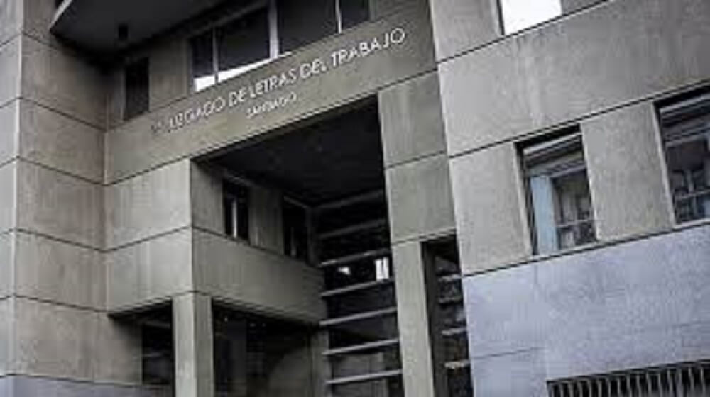 EL SEGUNDO JUZGADO DE LETRAS DEL TRABAJO DE SANTIAGO ACOGE DEMANDA POR DESPIDO INDEBIDO DE EJECUTIVA BANCARIA