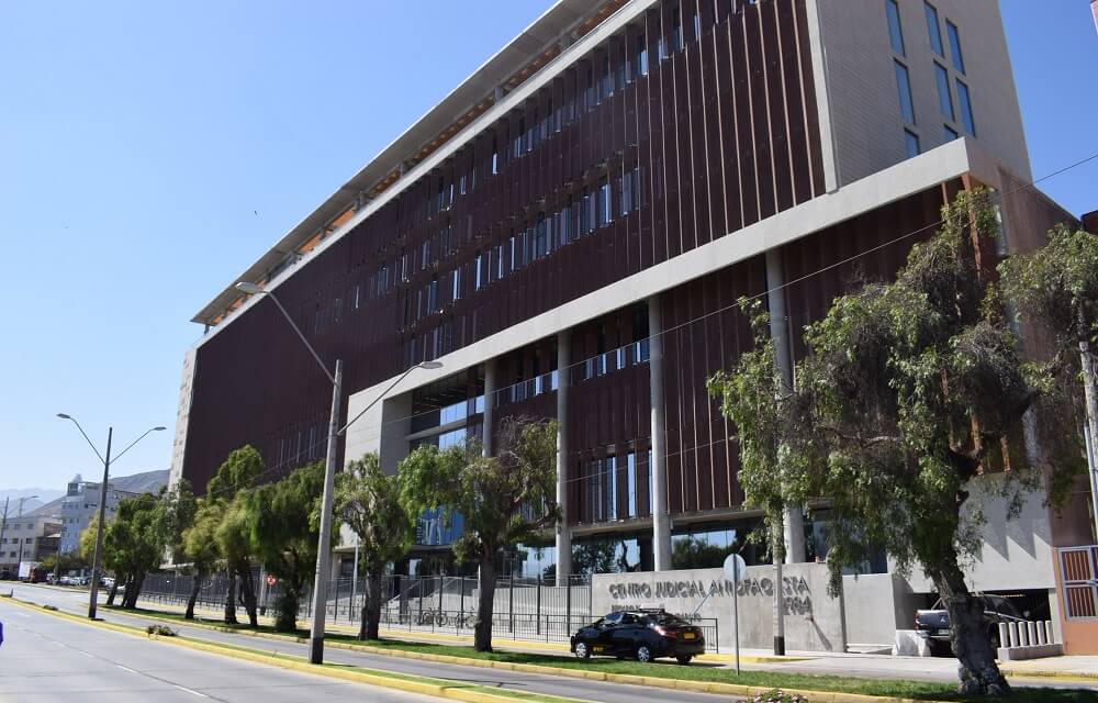 JUZGADO DE LETRAS DEL TRABAJO DE ANTOFAGASTA CONDENA A EMPRESA DE EXPLOSIVOS POR PRÁCTICAS ANTISINDICALES