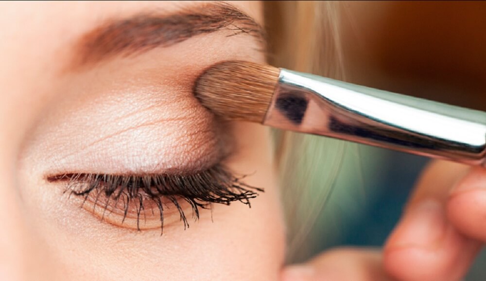 SALUD / ¡MUCHO CUIDADO! LOS MAQUILLAJES EXPONEN A LAS PERSONAS A UNA GRAN CANTIDAD DE COMPONENTES TÓXICOS