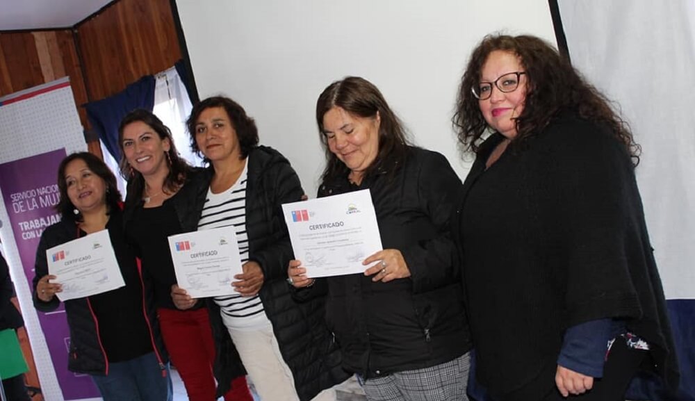 30 MUJERES EGRESARON DEL PROGRAMA MUJER JEFA DE HOGAR EN CORRAL REGIÓN DE LOS RÍOS