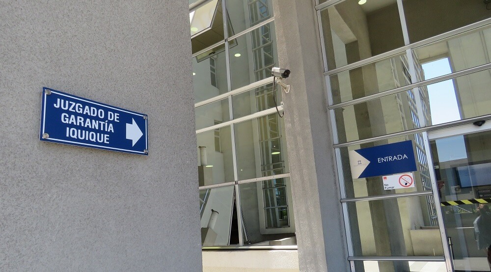 JUZGADO DE GARANTÍA IQUIQUE CONDENA A ABOGADO POR FALSIFICACIÓN DE DOCUMENTO PÚBLICO Y PRESENTACIÓN DE MEDIO DE PRUEBA FALSO EN JUICIO