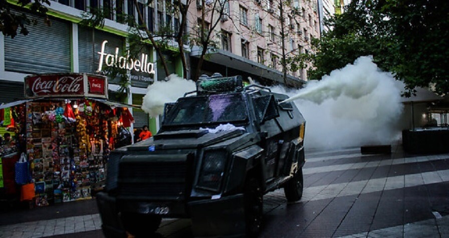 INDH RM LLAMA A PROHIBIR UTILIZACIÓN DE GAS LACRIMÓGENO EN ESTABLECIMIENTOS EDUCACIONALES Y ALERTA SOBRE USO EN VÍA PÚBLICA