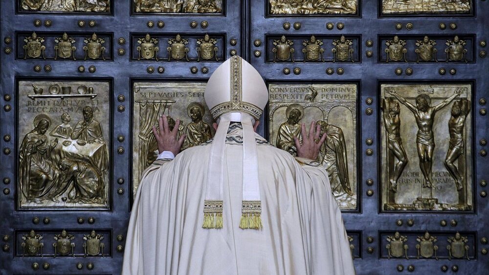  El papa Francisco llama «divinos» a los placeres de la comida y el sexo