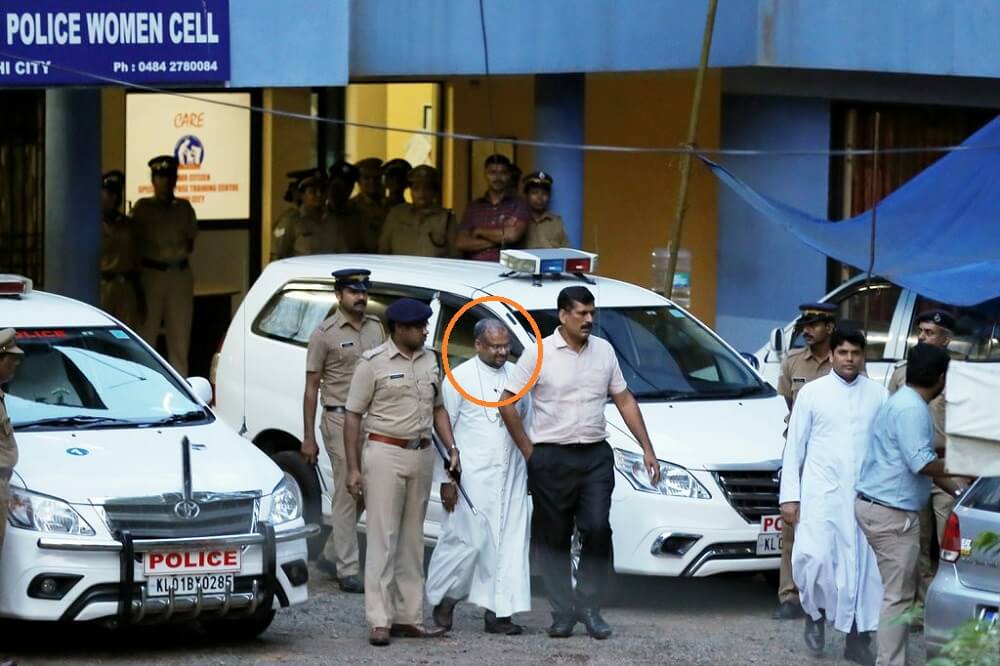  En Nombre de Dios: Obispo católico Franco Mulakkal de la ciudad india de Jalandhar es acusado de haber «violado e intimidado a una monja 13 veces» 