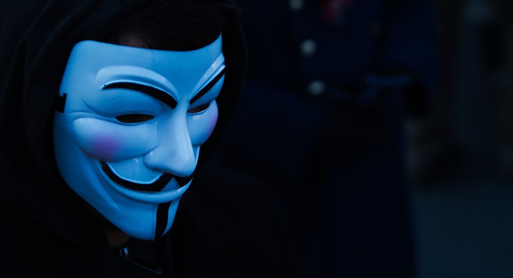  Anonymous lanza una amenaza al Reino Unido: «Liberen a Assange o pagarán!»