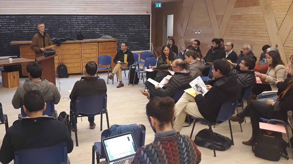 Sector forestal y organizaciones ambientales se reúnen en taller para superar situaciones de conflictividad en la región de La Araucanía