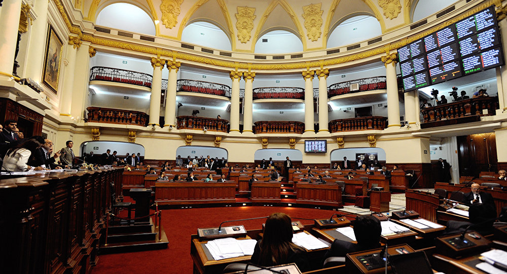 Primer ministro de Perú insta a Congreso por reforma para devolver confianza a democracia
