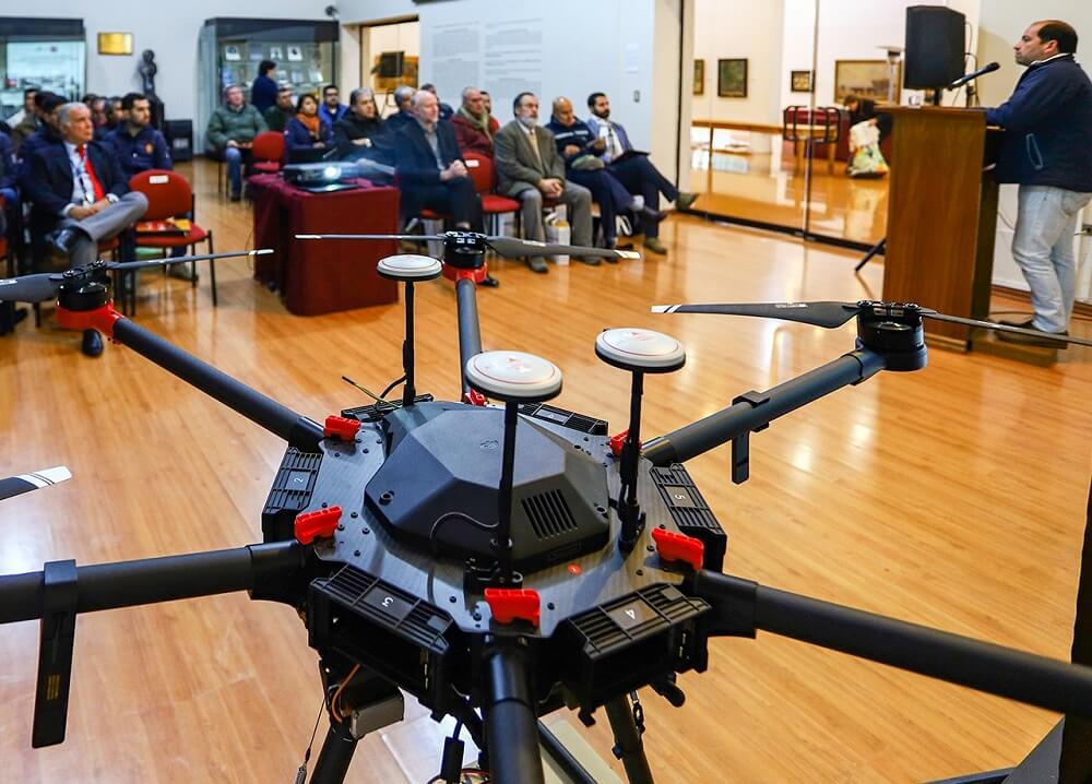  Académico de la UTALCA desarrolló sistema de sensores para drones que apoya combate a incendios forestales