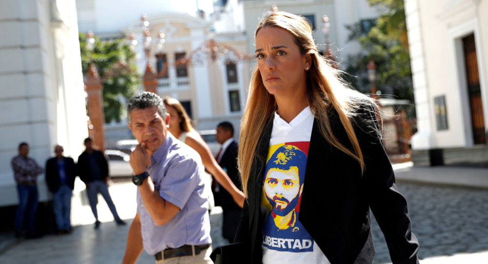  La esposa de Leopoldo López y su hija menor llegan a España