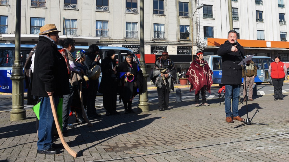  Con izamiento de la Bandera Mapuche en Concepción comenzó la celebración del We Tripantu