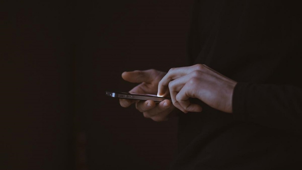Un secreto a voces confirmado por la ciencia: «los adictos al celular tienen más parejas sexuales»