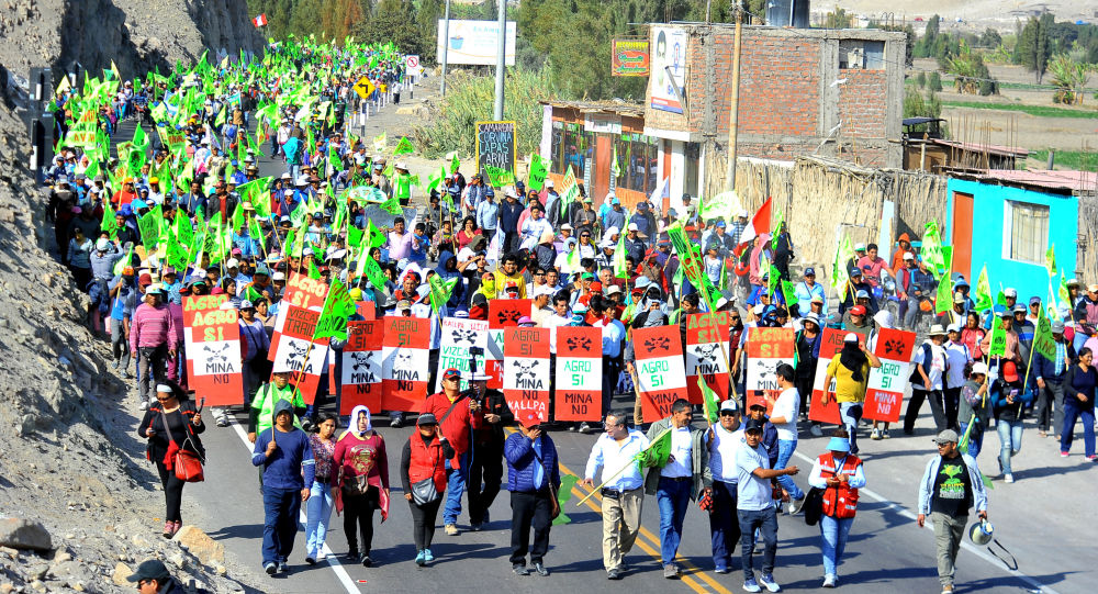  Gobierno de Perú suspende por 120 días licencia de construcción de megaproyecto minero
