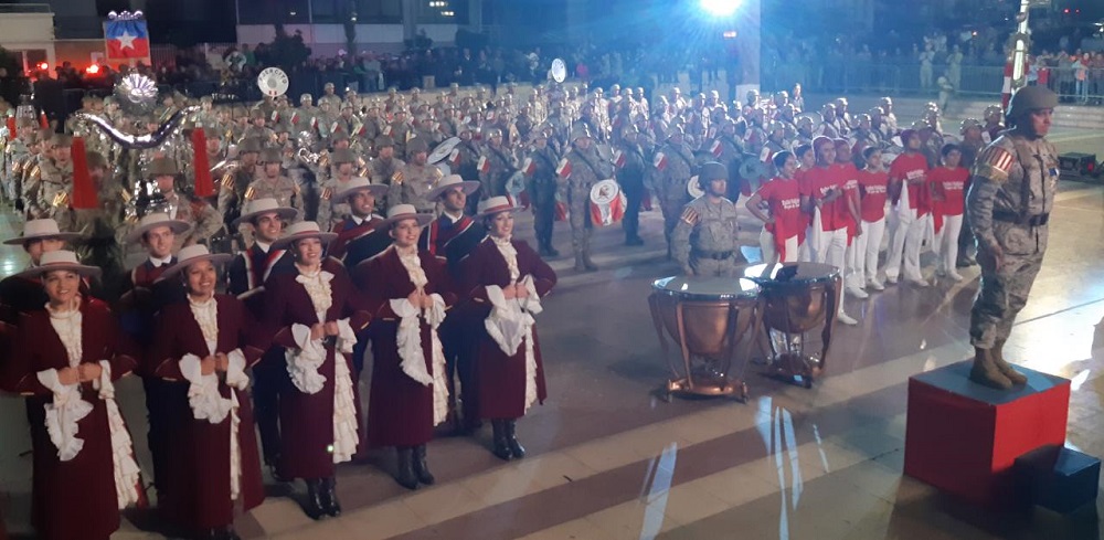  Intendente Erpel de Arica y Parinacota celebró destacado Contrapunto entre bandas militares de Chile y Perú