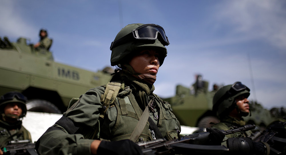 Maduro activa alerta naranja en la frontera venezolana con Colombia