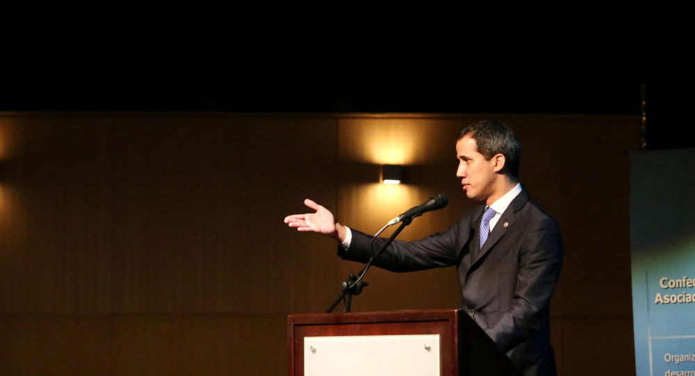 La Fiscalía venezolana abre investigación contra Guaidó por vínculo con un grupo paramilitar