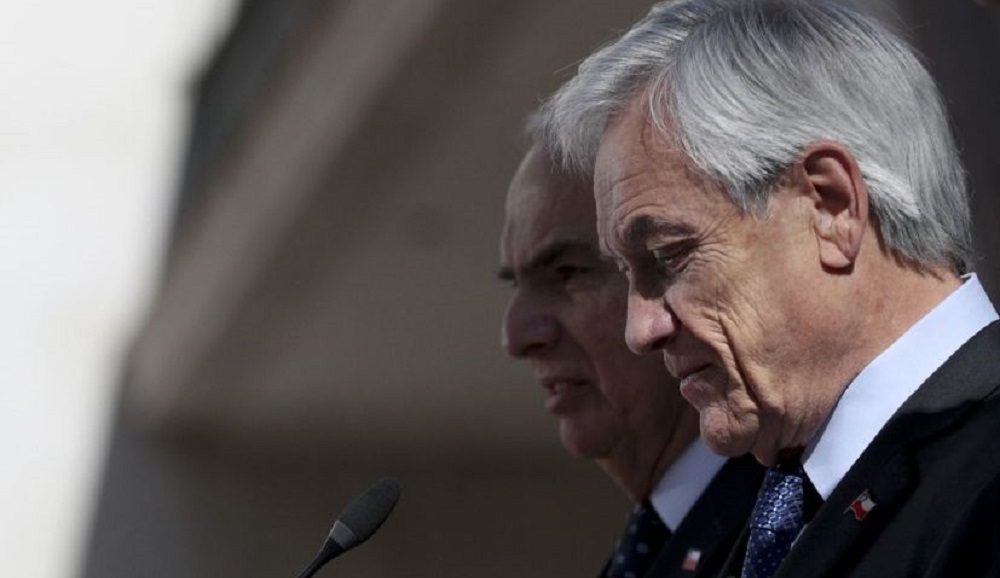  Sebastián Piñera: «He pedido a todos los ministros poner sus cargos a disposición» (video)